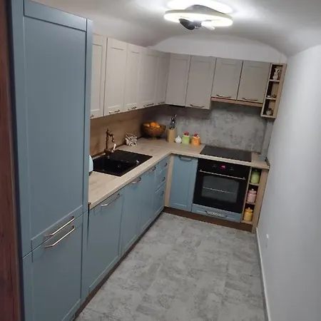 アパート Antica With Yard & Bbq *