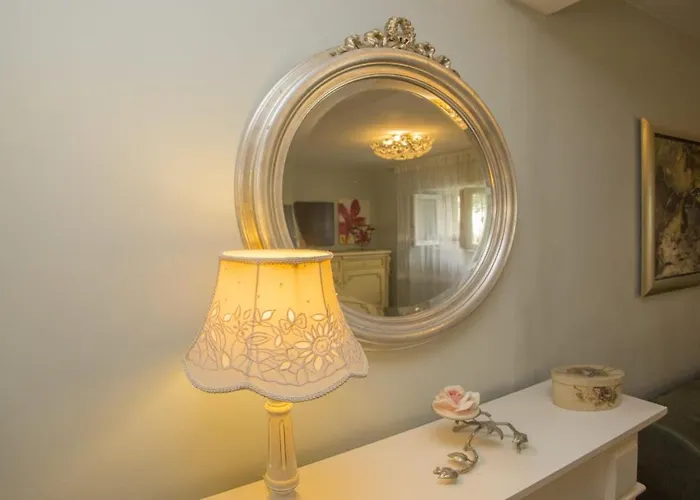 Antica With Yard & Bbq *