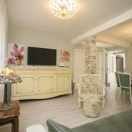 Appartement Antica With Yard & Bbq