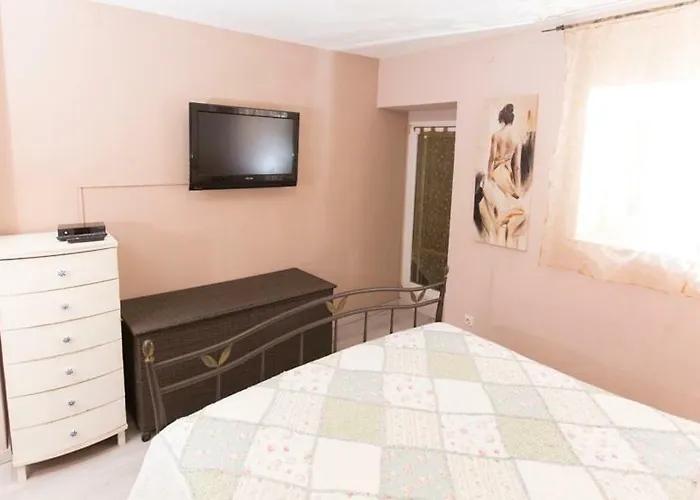 Appartement Antica With Yard & Bbq